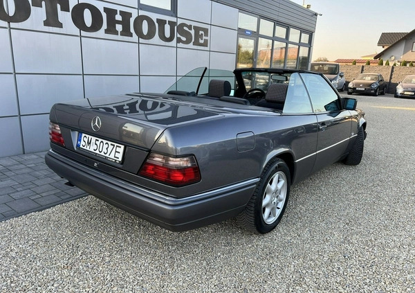 Mercedes-Benz Klasa E cena 79900 przebieg: 241000, rok produkcji 1995 z Wołomin małe 352